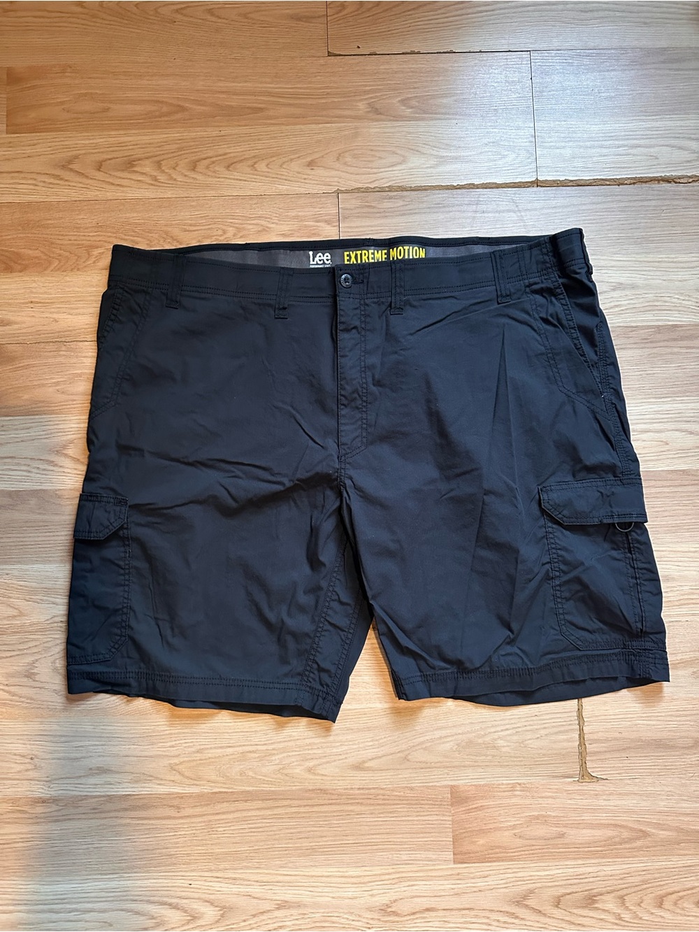 Lee Extreme Motion Crossroad Cargo Shorts Men’s 50 Black Stretch Big & Tall